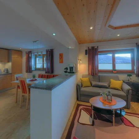 Ferienhaus Schweinberger Zell am Ziller Exterior photo